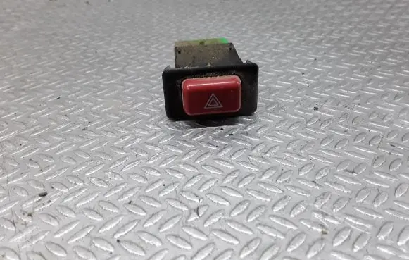 Mitsubishi Pajero Hazard light switch