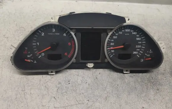 Audi A6 S6 C6 4F Speedometer (instrument cluster) 554007312