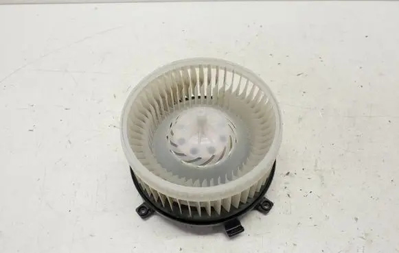 Chrysler Pacifica Heater fan/blower LB580001