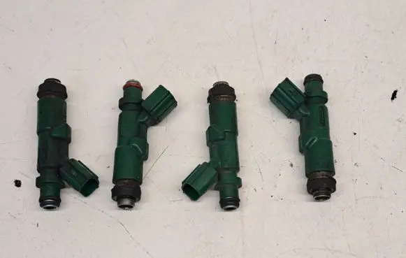 Toyota Prius (XW20) Fuel injectors set 2325021020