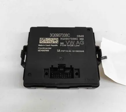 Audi A3 S3 8V Light module LCM A2C1424370450 3Q0907338C