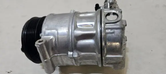 Ford Mondeo MK IV Air conditioning (A/C) compressor (pump)