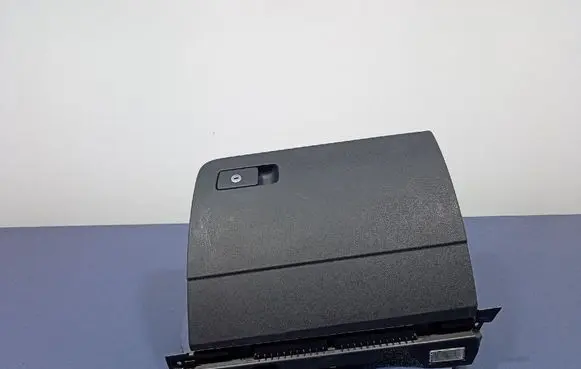 Volkswagen PASSAT CC Glove box 3G1857097N