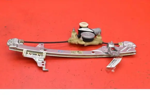 Toyota Corolla E10 Rear door window regulator with motor 6983002681