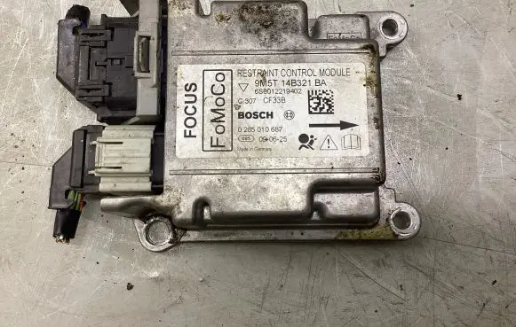 Ford Focus Airbag control unit/module 9M5T14B321BA 0285010687 6S0012219402