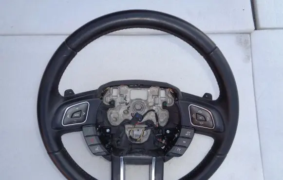 Land Rover Range Rover Evoque L538 Steering wheel