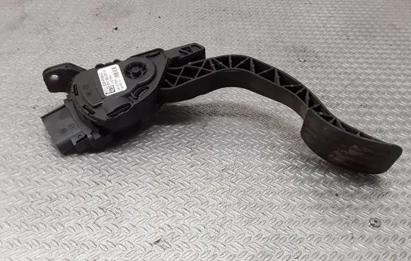 Ford Galaxy Accelerator throttle pedal 6G929F836JC