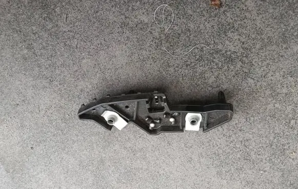 Ford Mustang Mach-E Front bumper mounting bracket LJ8B17D959AB