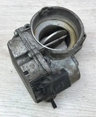 Audi A4 S4 B7 8E 8H Throttle valve 03G128063C 2105071226