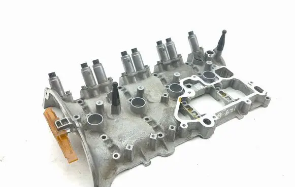Rocker cam cover