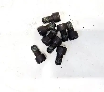 Nissan Qashqai Nuts/bolts 