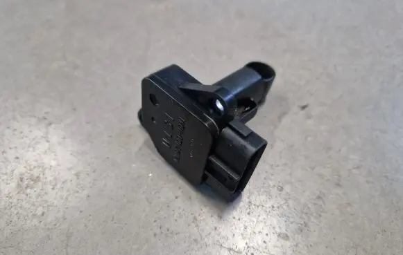 Mazda BT-50 Mass air flow meter VN1974004041