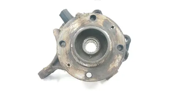 Peugeot 208 I Front wheel hub