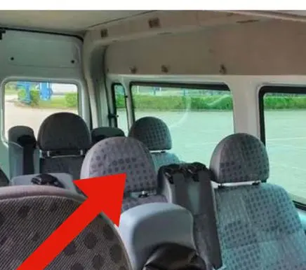 Renault Trafic II (X83) Rear seat headrest