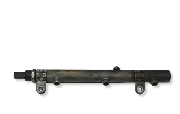 Mercedes-Benz CLS C219 Fuel main line pipe A6420700695 0608900370 0281002504