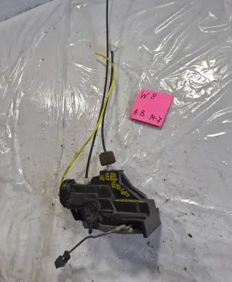 Mercedes-Benz A W168 Front door lock 858968