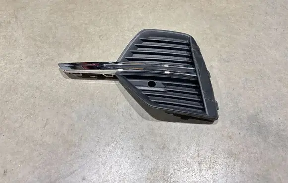Volvo XC60 Front grill 32234946