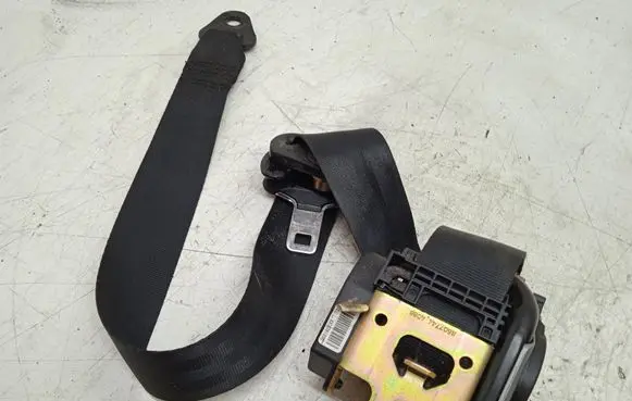 Peugeot 607 Front seatbelt 96519290