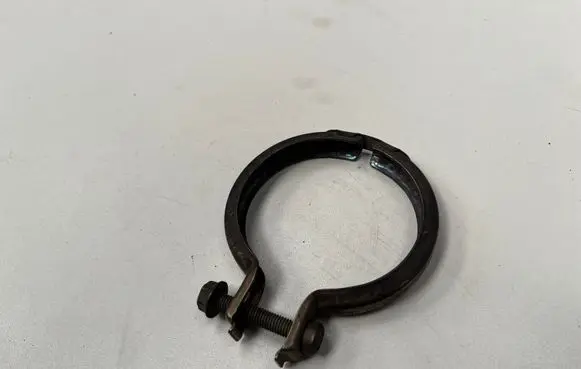 BMW 3 E90 E91 Muffler pipe connector clamp 7804161