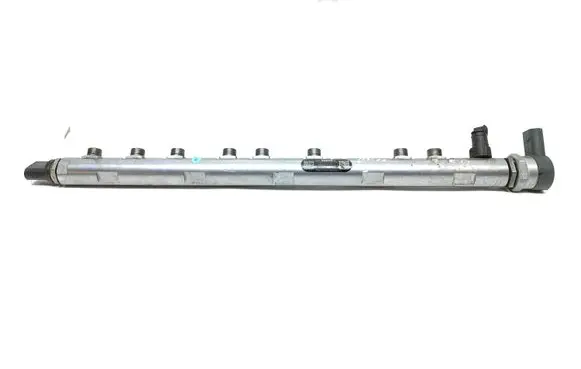 BMW 5 GT F07 Fuel main line pipe 0445216036 7805423