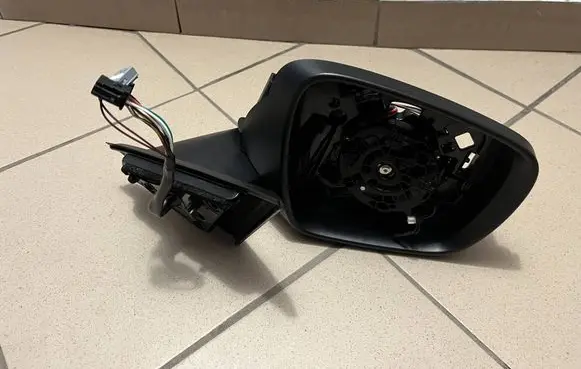 Skoda Kodiaq II Front door electric wing mirror 57H857408A