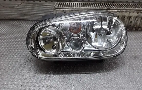 Volkswagen Golf IV Headlight/headlamp