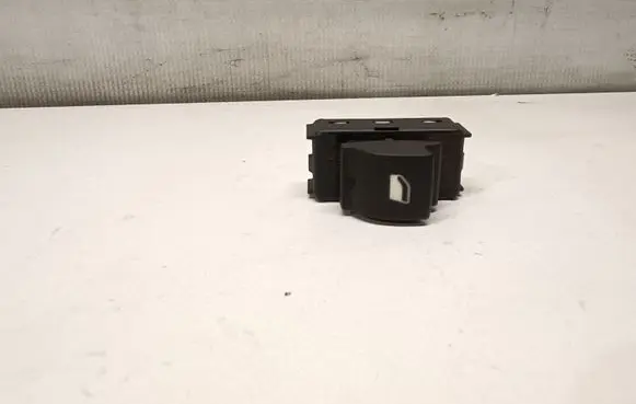 Peugeot 5008 II Electric window control switch 98044803ZD
