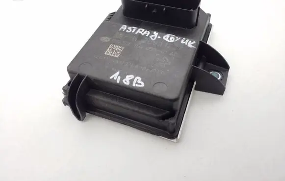 Opel Astra J Fuel injection pump control unit/module 20831727 5DE93405001AC