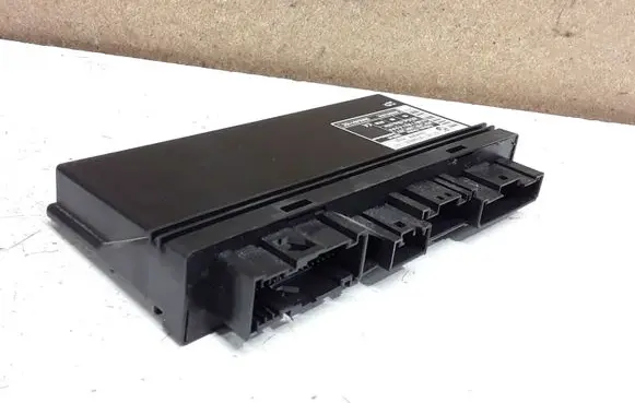 BMW 5 E60 E61 Comfort/convenience module 9168835