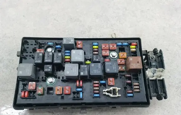 Opel Insignia A Fuse box set 1325530013275881