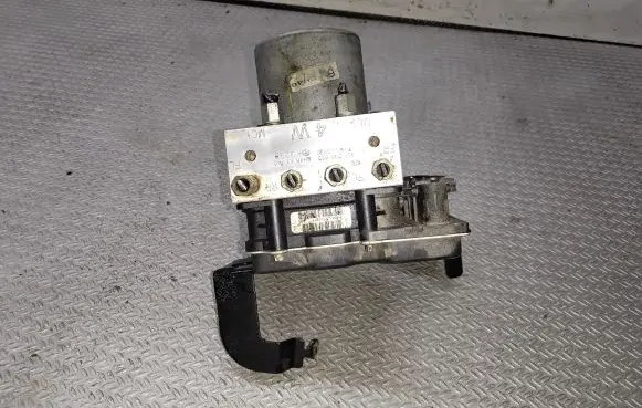 Mazda CX-7 ABS Pump 0265235622 EH46437A0