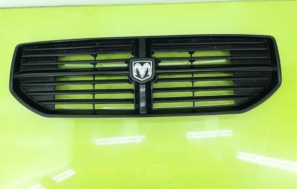 Dodge Caliber Front bumper upper radiator grill OZX19TRMA
