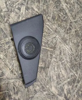 Mazda 5 Front door high frequency speaker