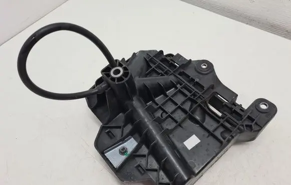 Skoda Fabia Mk3 (NJ) Battery tray 6C0915331D