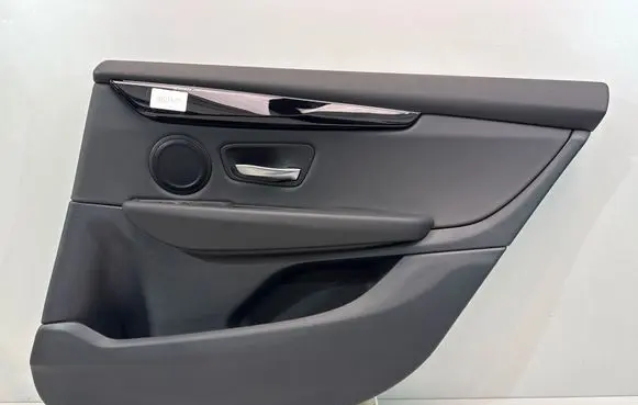 BMW 2 F46 Front door card panel trim 