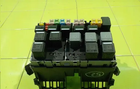 Ford Transit Fuse box set 6C1T14A067CB RP9