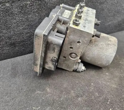 Audi A4 S4 B7 8E 8H ABS Pump 8E0910517H 8E0614517BF