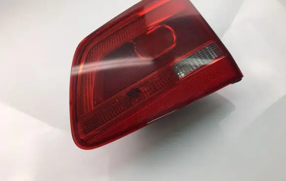 Volkswagen Touran II Rear/tail lights 1T0945094