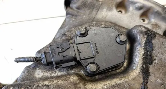 Volvo XC60 Oil level sensor 9G9N6C624AC