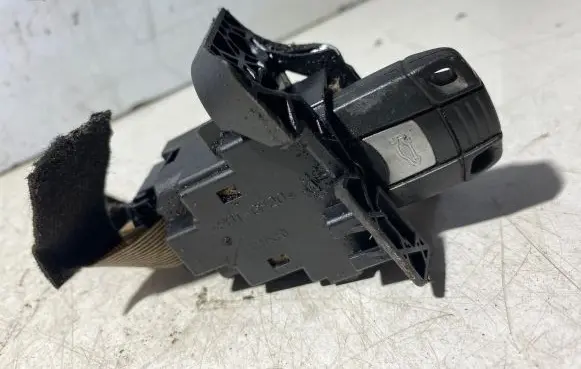 BMW 3 E90 E91 Ignition lock 695472012