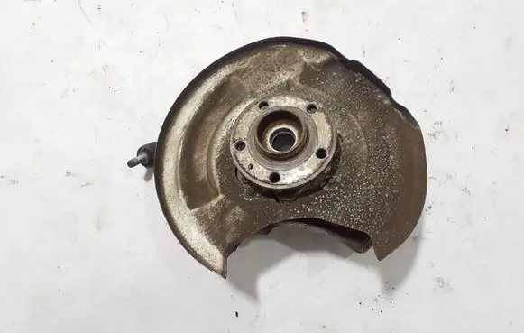 Volvo XC90 Rear wheel hub 32395004
