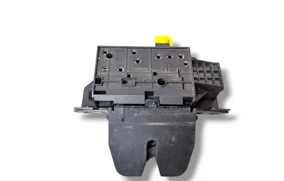 Opel Vectra C Tailgate/trunk/boot lock/catch/latch 13178192