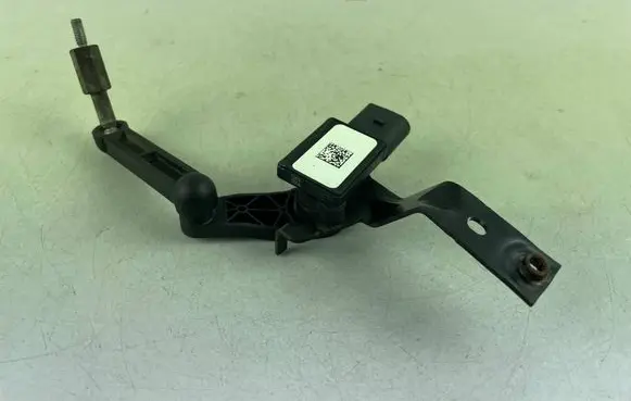 Volkswagen ID.4 Rear air suspension level height sensor 5WA907127 1EA512521C