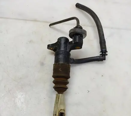 Audi A4 S4 B5 8D Clutch master cylinder 8E1721401