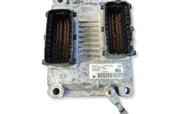 Opel Corsa C Engine control unit/module 55558787 1039S17978 0261208396