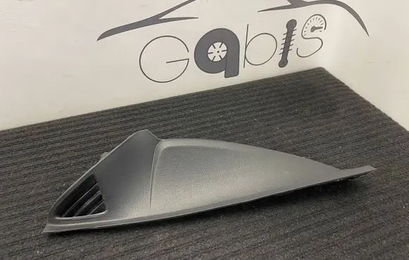 Mercedes-Benz Vito Viano W447 Dashboard side end trim A4476890637 1303767X 1329464X