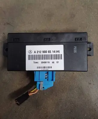 Mercedes-Benz E W212 Other control units/modules A2129006514 00406119 121043301555