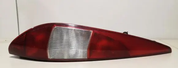 Ford Mondeo Mk III Rear/tail lights 1S7113405C