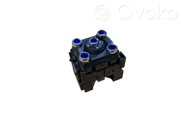 Toyota RAV 4 (XA50) Wing mirror switch 0550J28