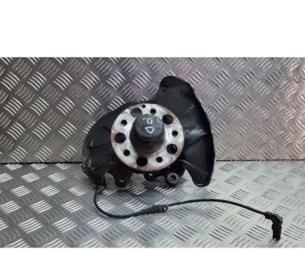 Mercedes-Benz C W203 Front wheel hub spindle knuckle